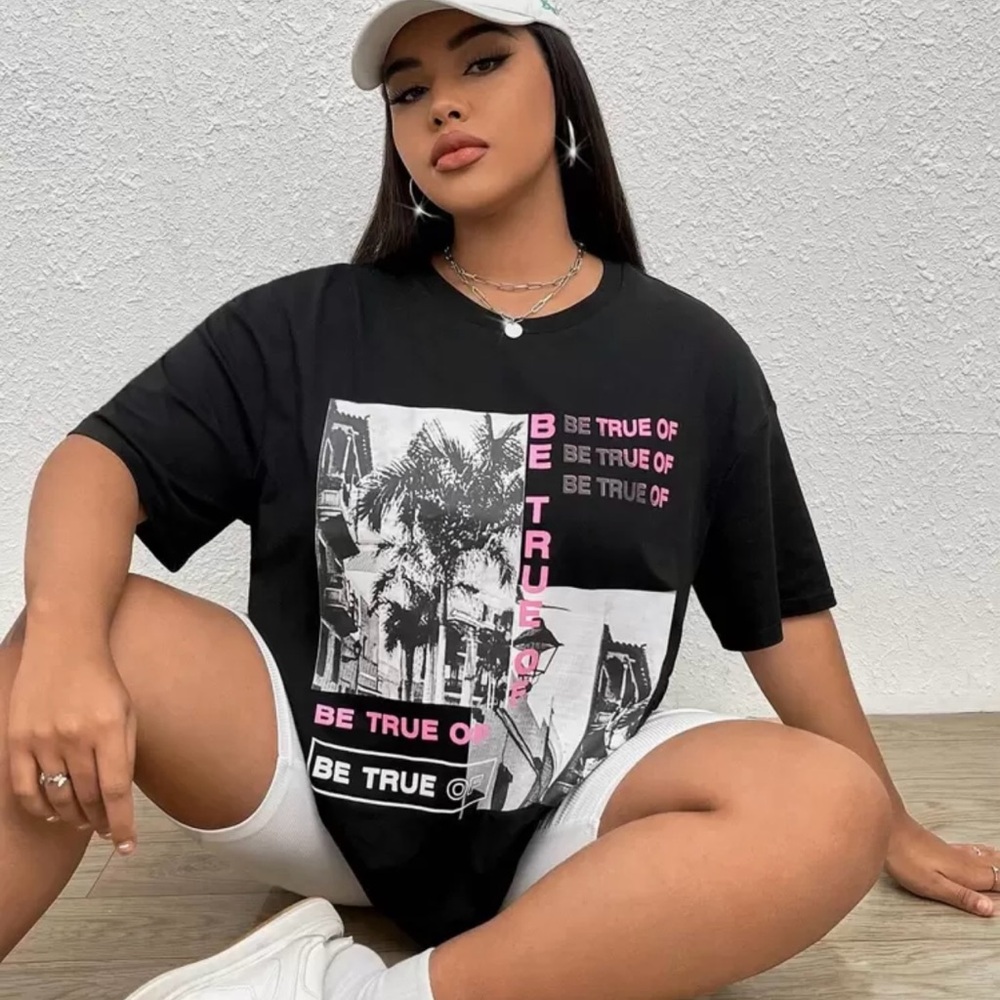 SHEIN Black Oversized Graphic Tee